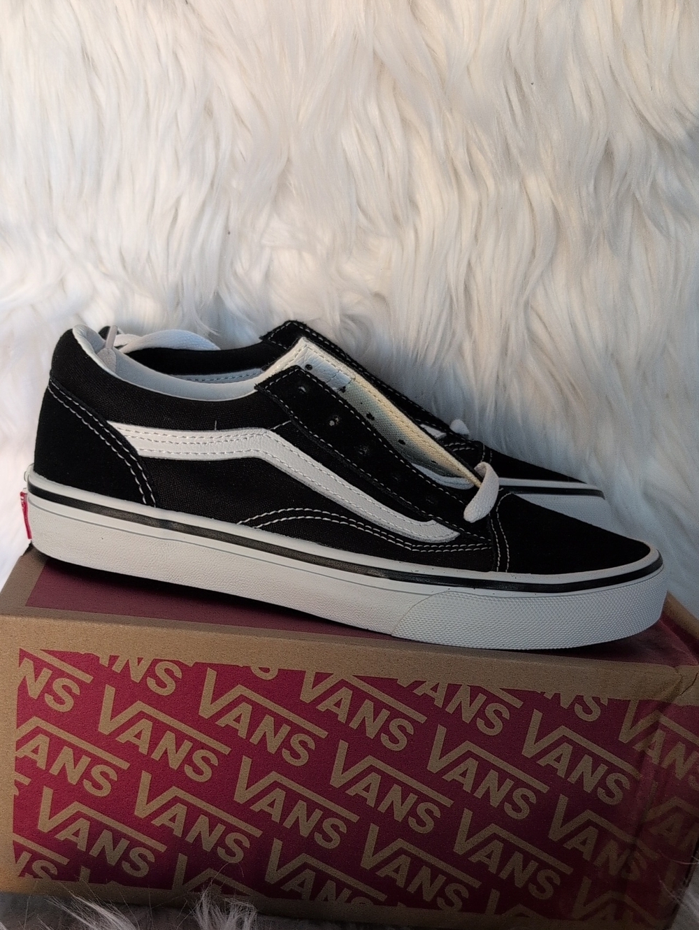 Vans Old Skool Low Top Sneakers - Black & White